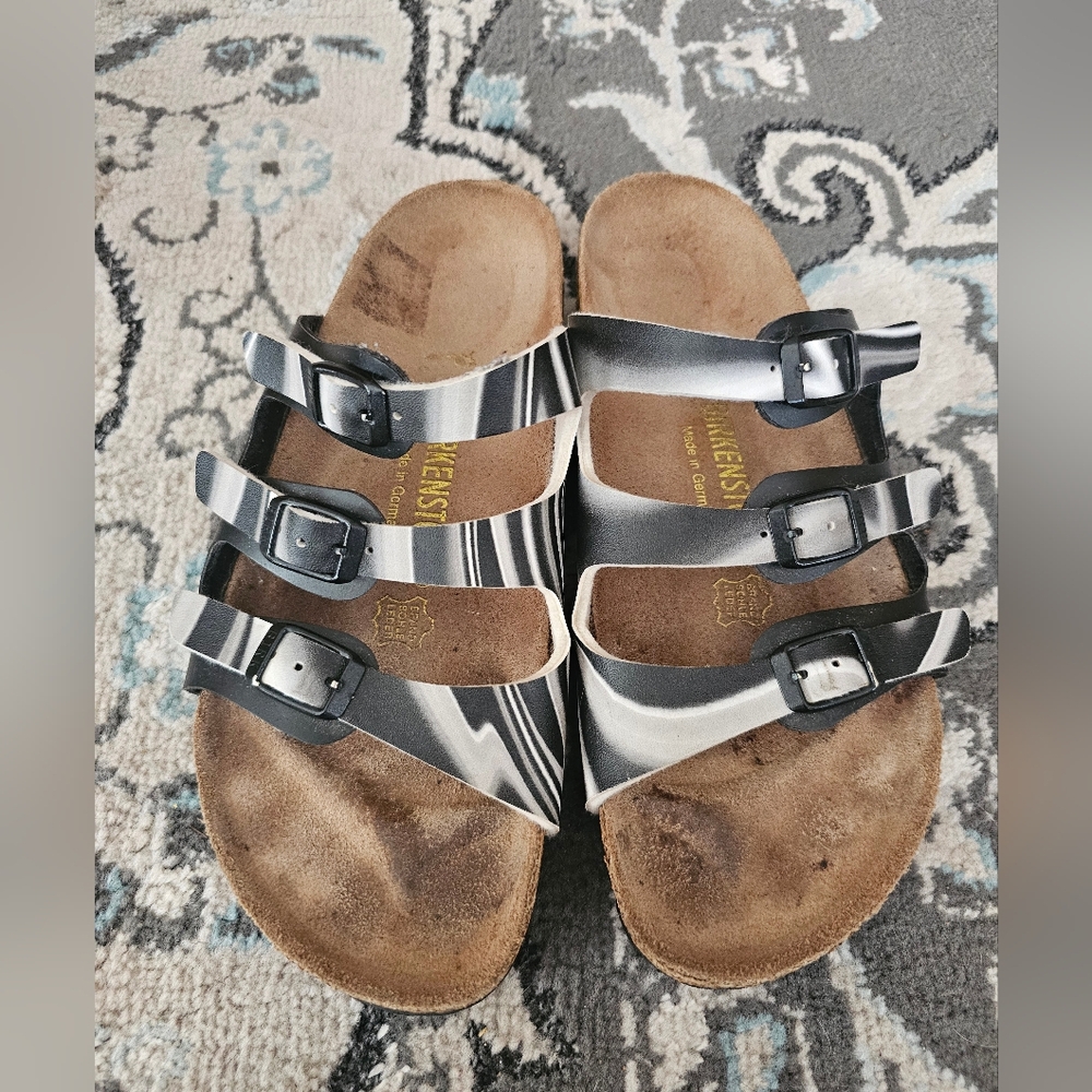Birkenstock Black and White Sandals with Adjustable Straps